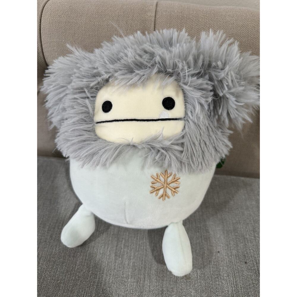 Squishmallows Evita Winter Bigfoot Plush Snowflake Holiday